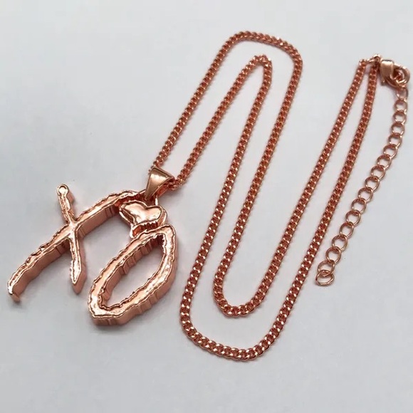 Medium 18K Rose Gold Plated Short XO chain - Picture 2 of 8